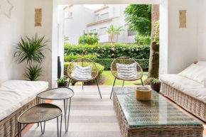 Precioso bajo recién reformado primera línea playa, Estepona